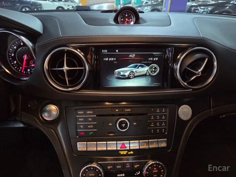 Mercedes-Benz SL-Class
