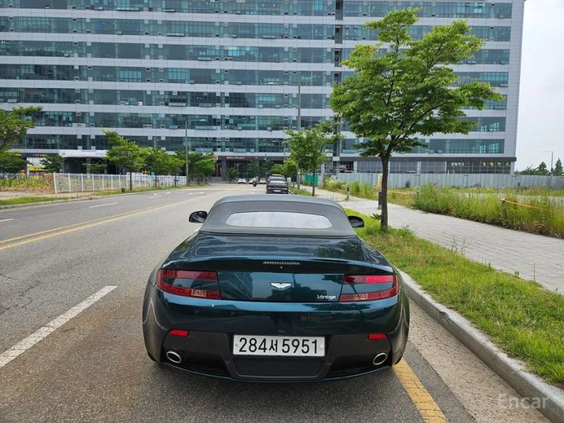 Astonmartin Vantage