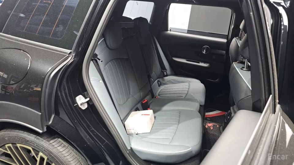 Mini clubman