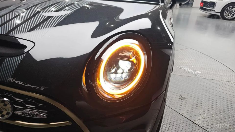 Mini clubman