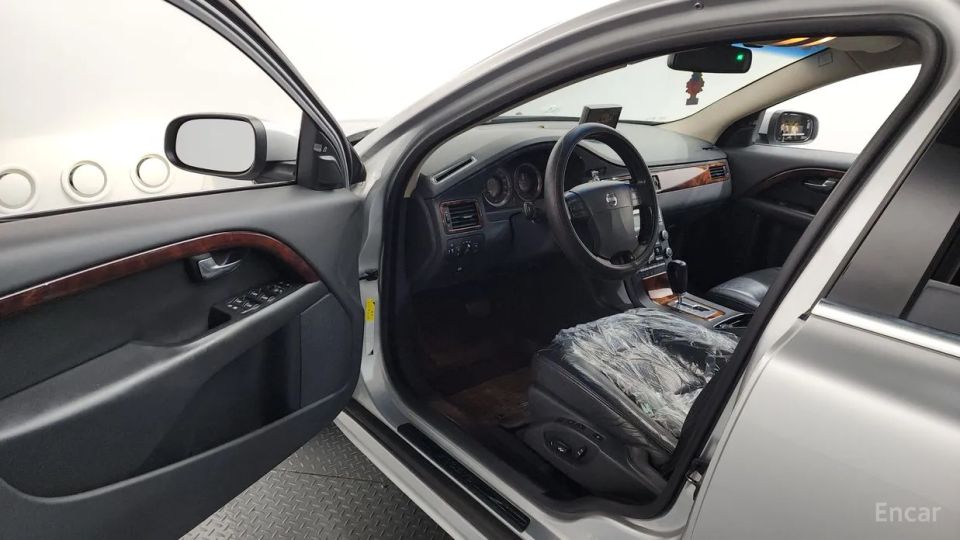 Volvo S80