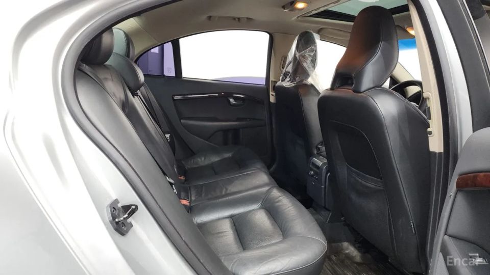 Volvo S80