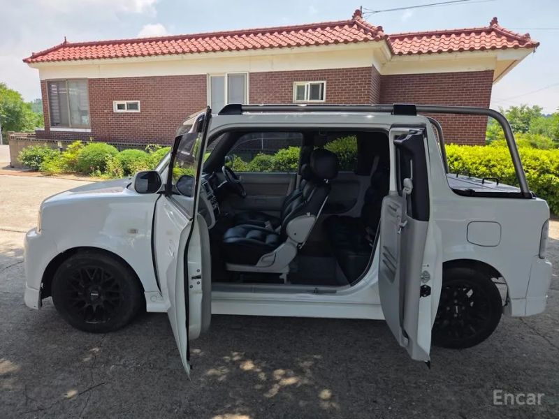 Toyota BB