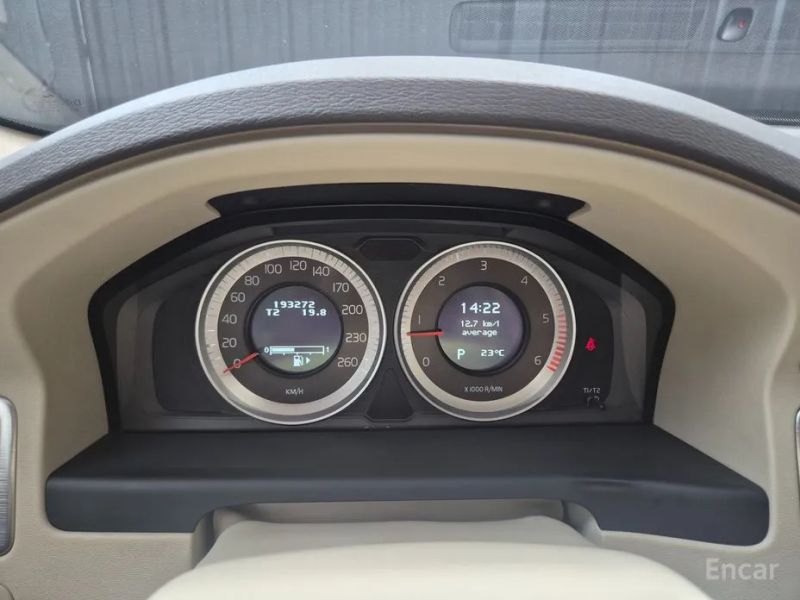 Volvo XC70