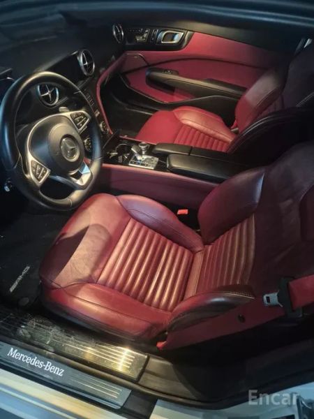 Mercedes-Benz SL-Class