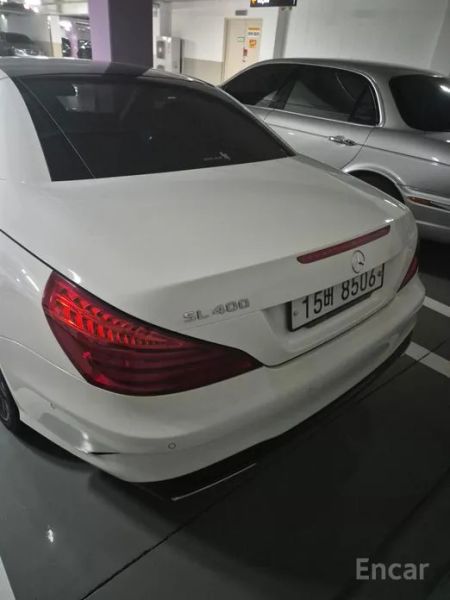 Mercedes-Benz SL-Class