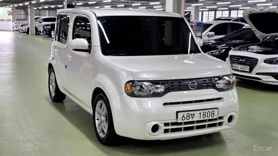 Nissan Cube