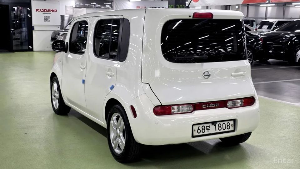 Nissan Cube