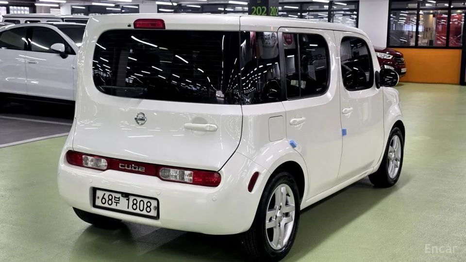Nissan Cube