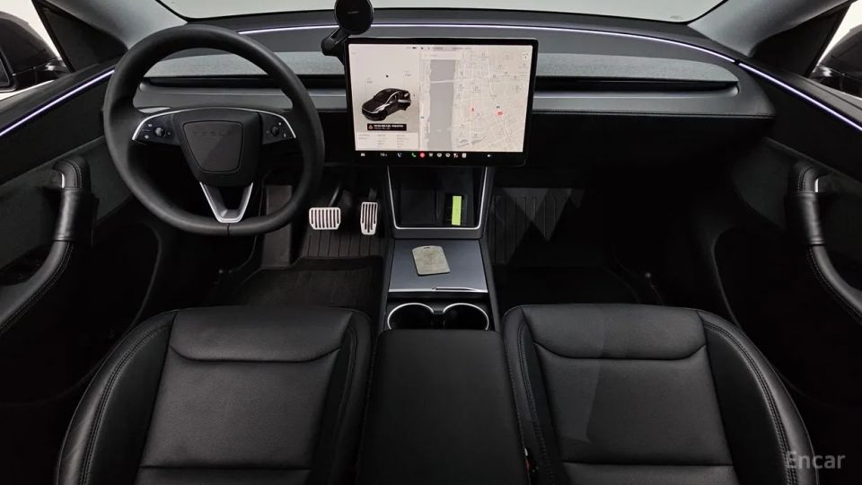 Tesla model-y