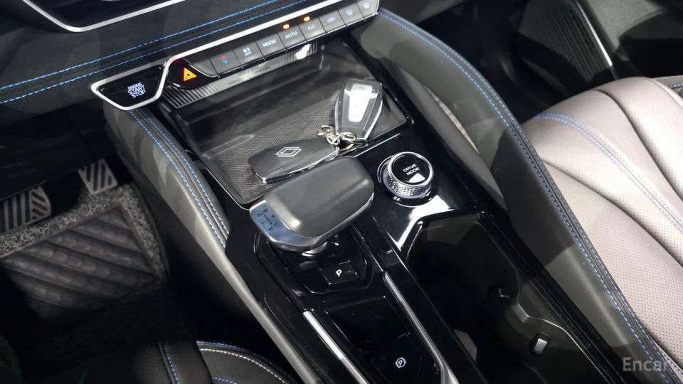 Renault-KoreaSamsung Grand Koleos