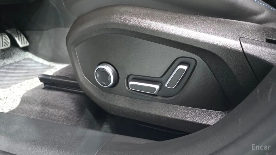 Renault-KoreaSamsung Grand Koleos