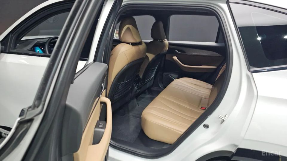 Renault-KoreaSamsung Grand Koleos