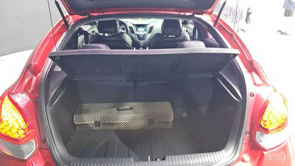 Hyundai Veloster