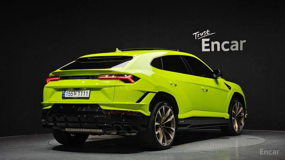 Lamborghini urus