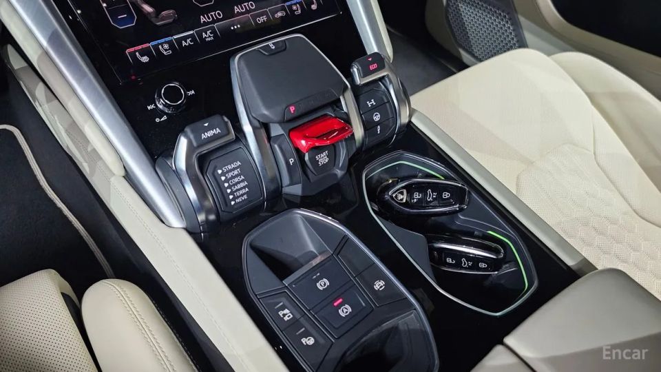 Lamborghini urus