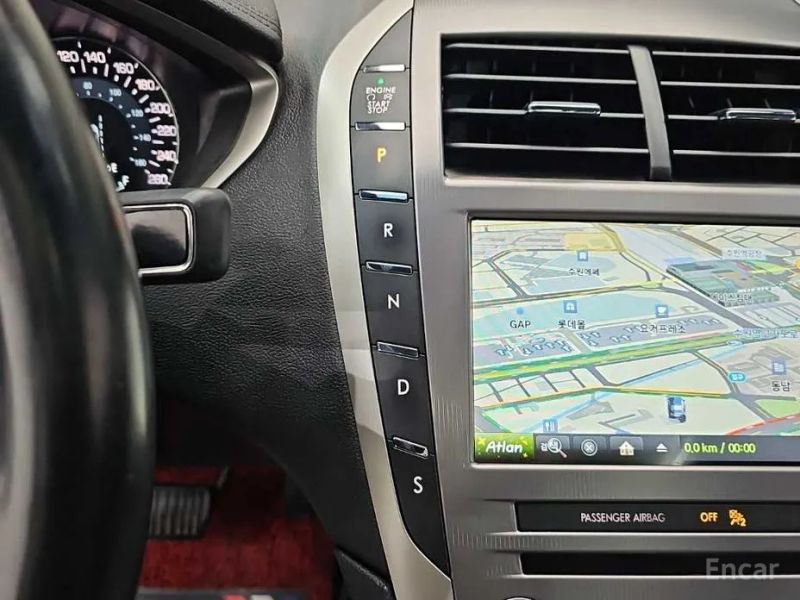 Lincoln MKZ