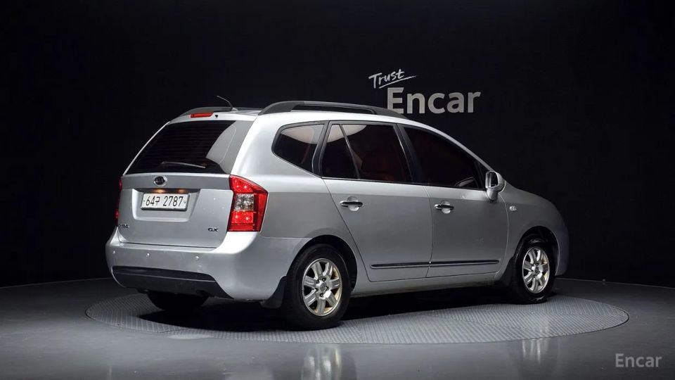 Kia Carens