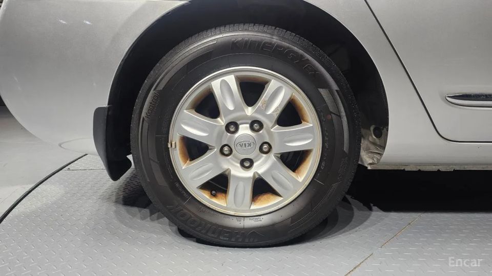 Kia Carens