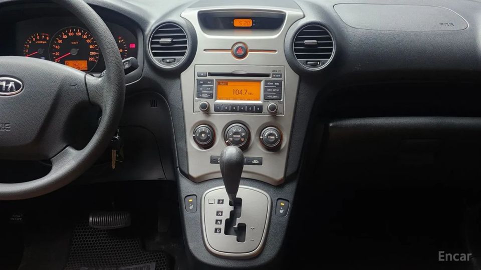 Kia Carens