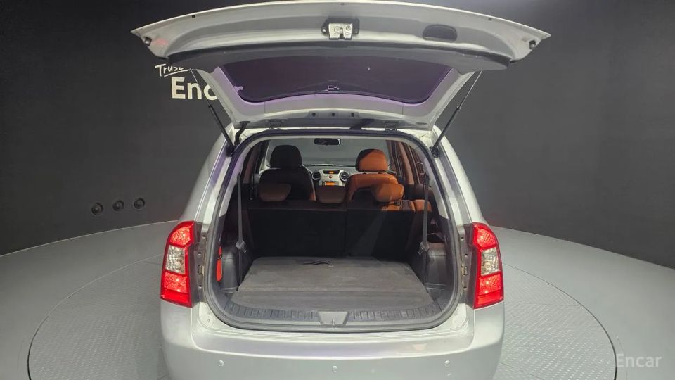 Kia Carens