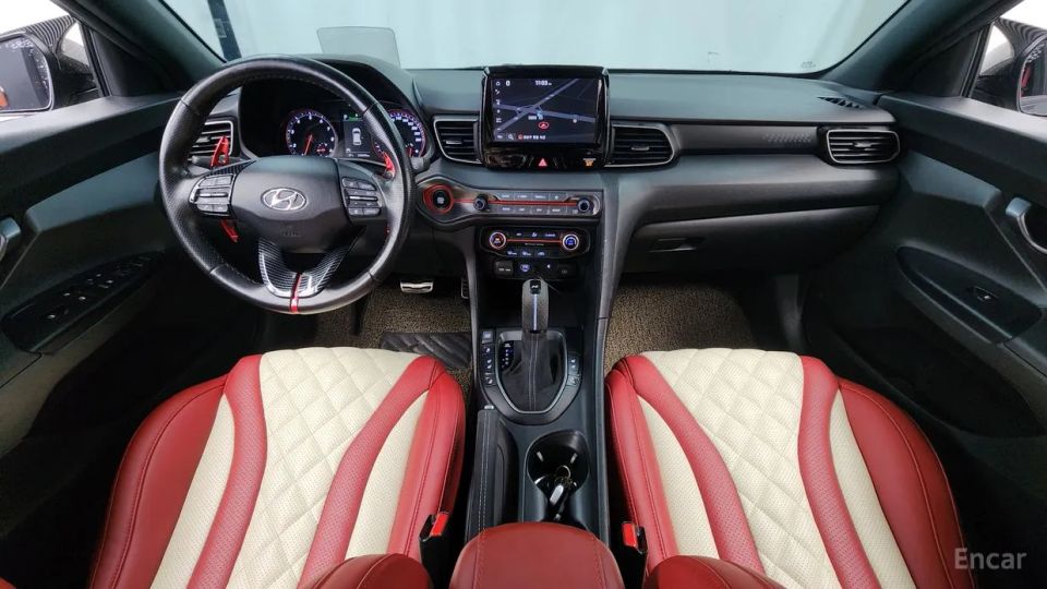 Hyundai Veloster