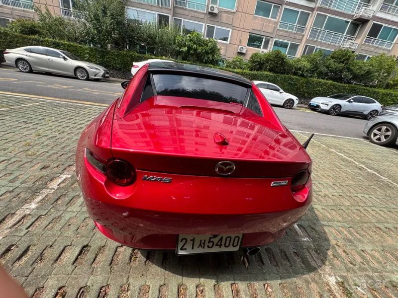 Mazda MX-5 Miata