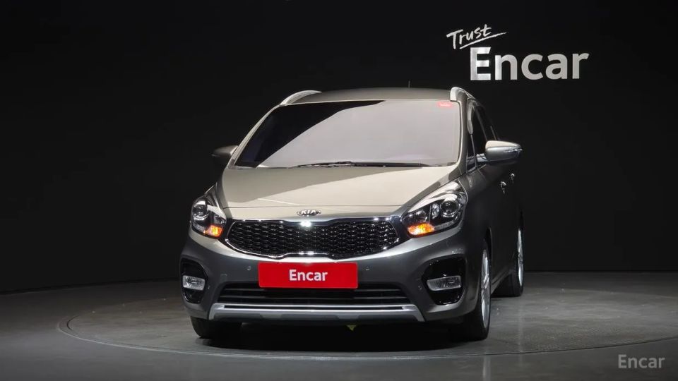 Kia Carens