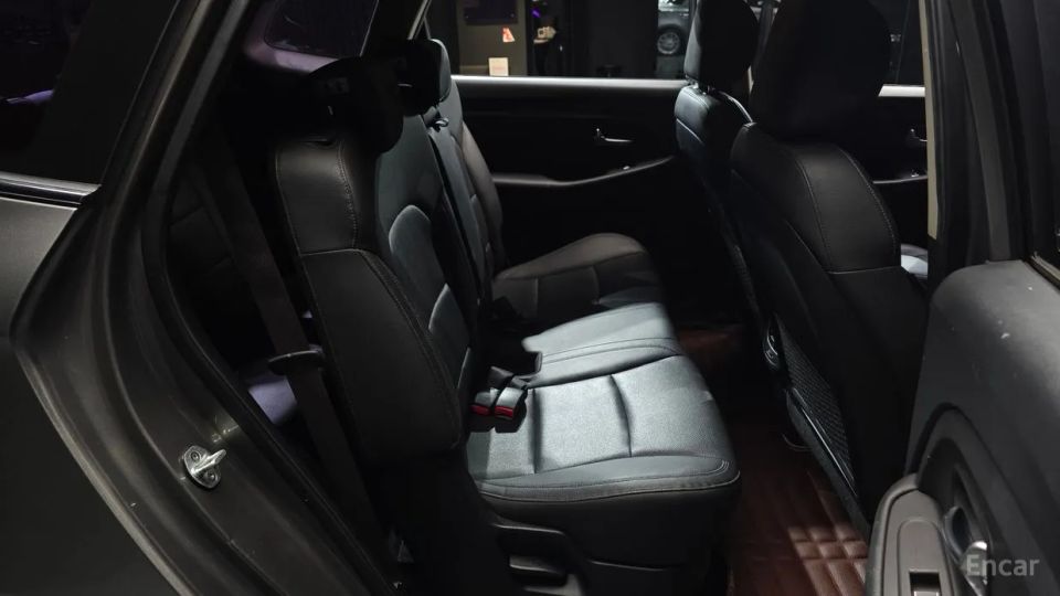 Kia Carens