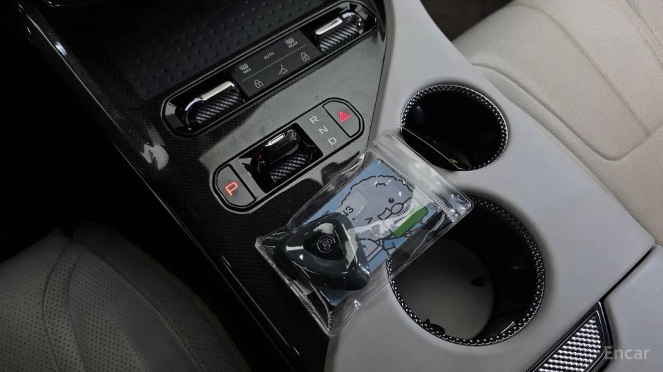 Lotus Eletre