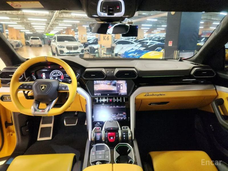 Lamborghini urus