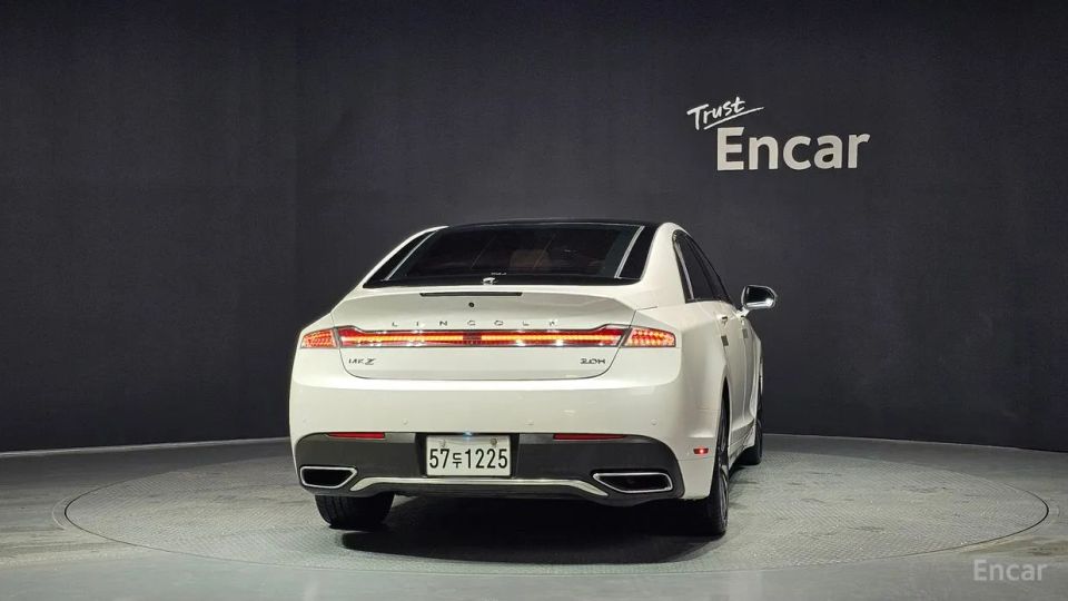 Lincoln MKZ