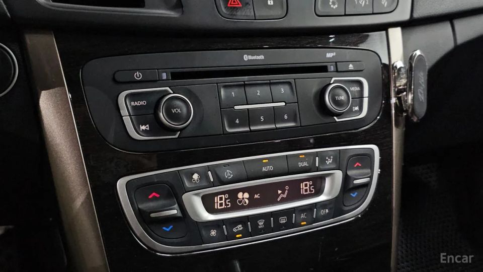 Renault-KoreaSamsung SM5