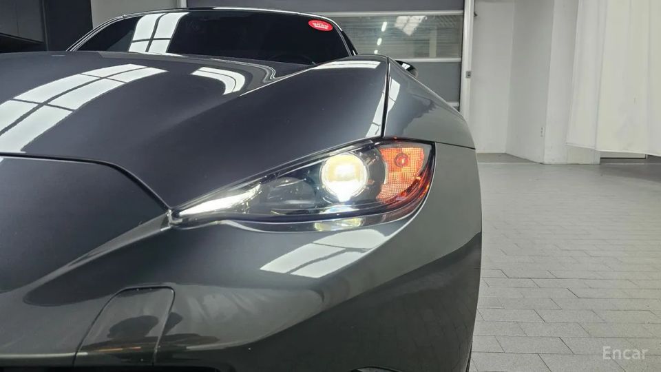 Mazda MX-5 Miata