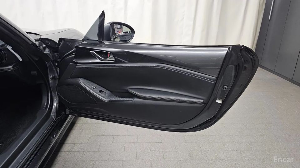 Mazda MX-5 Miata