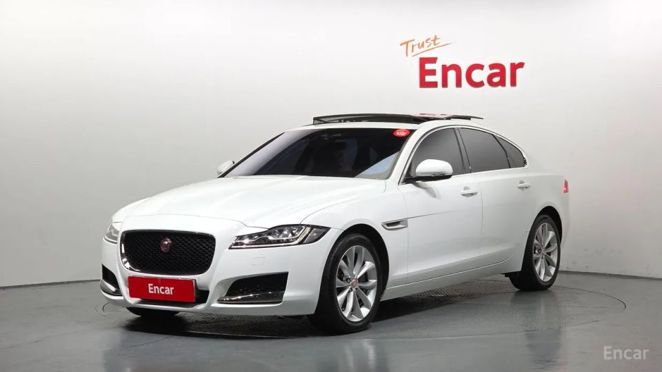 Jaguar xf