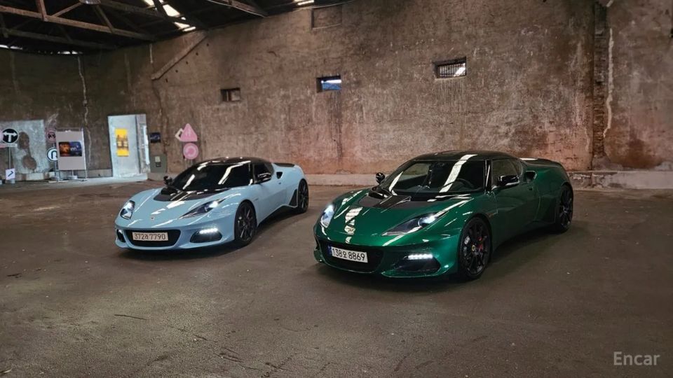 Lotus Evora