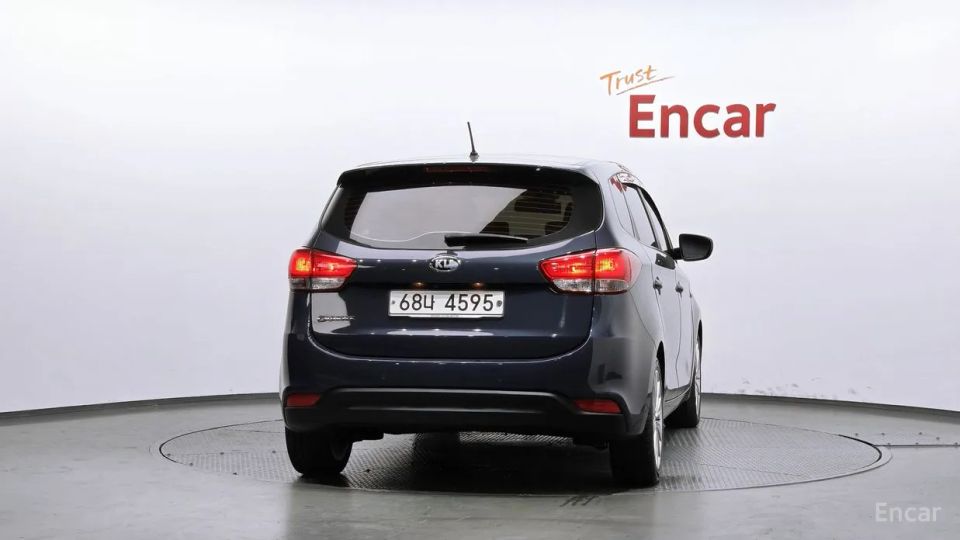 Kia Carens
