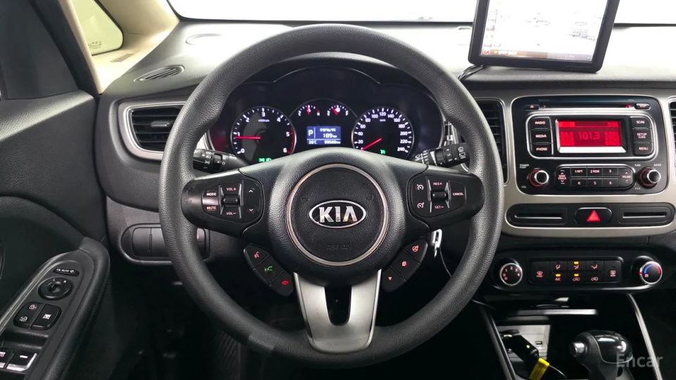Kia Carens