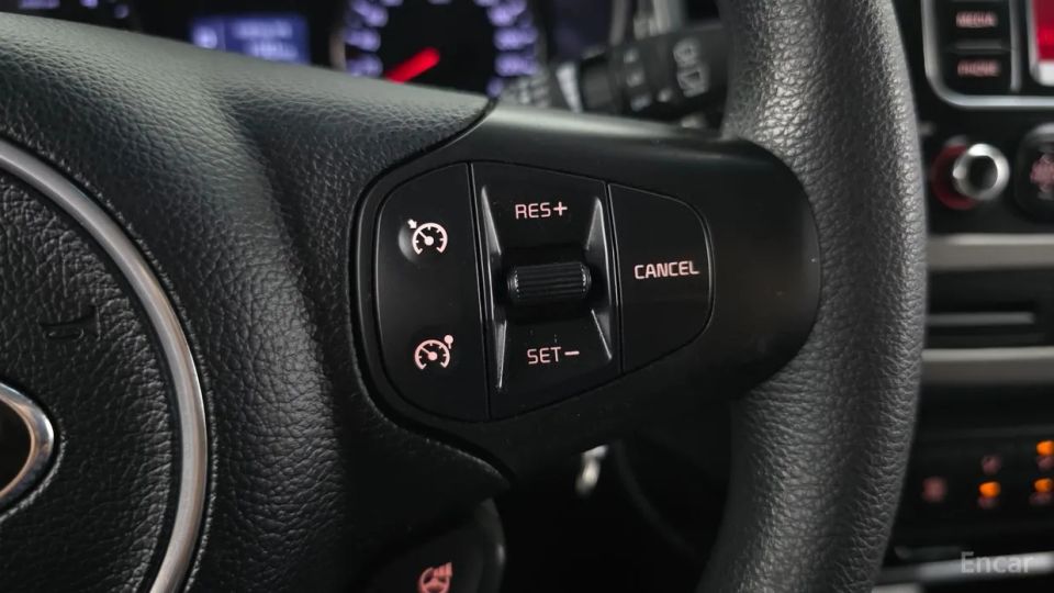 Kia Carens