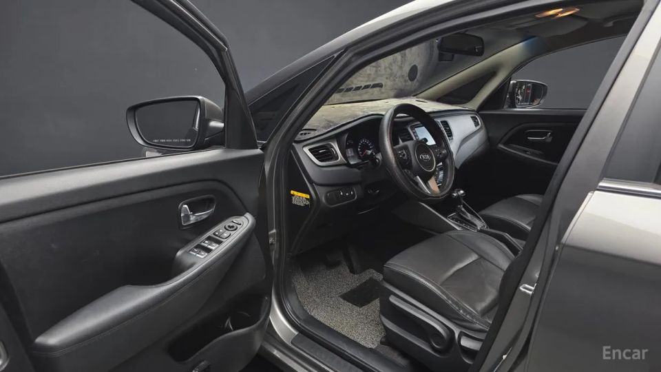 Kia Carens