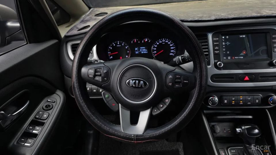 Kia Carens