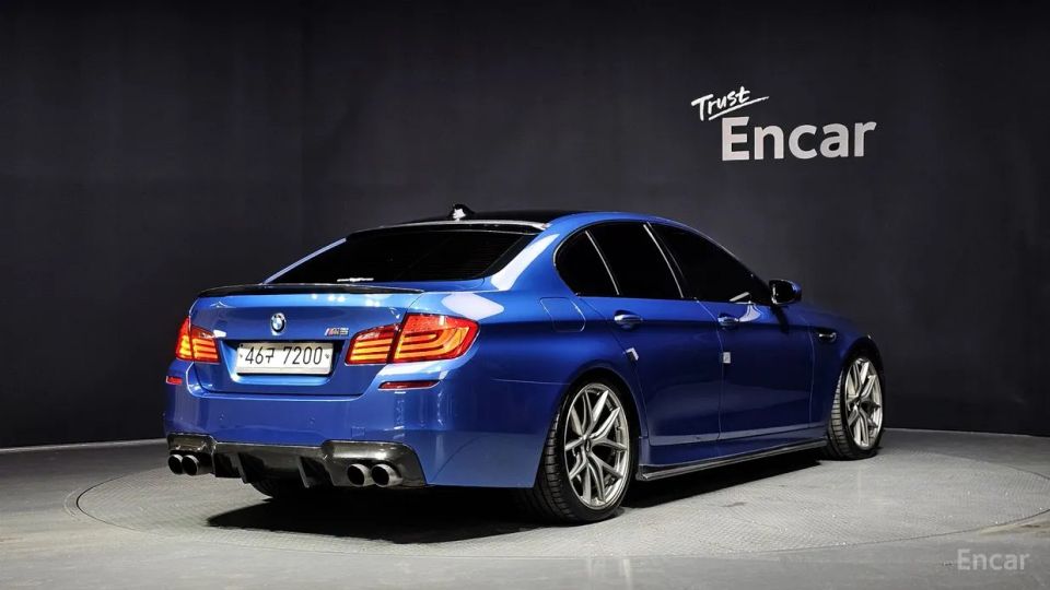 BMW M5