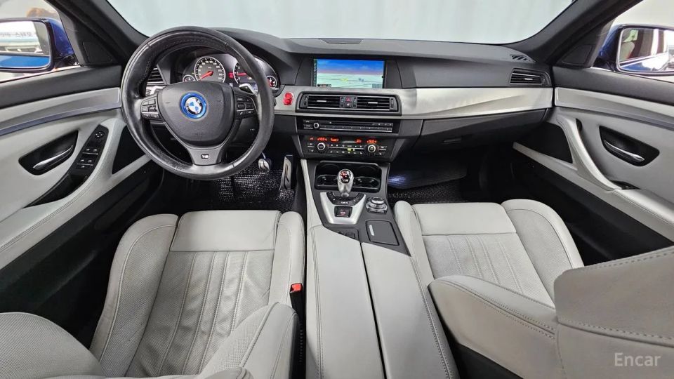 BMW M5