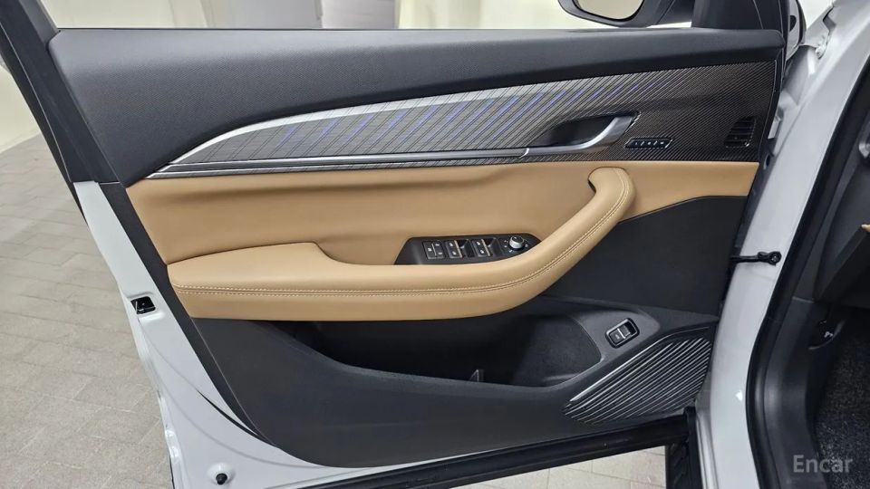 Renault-KoreaSamsung Grand Koleos