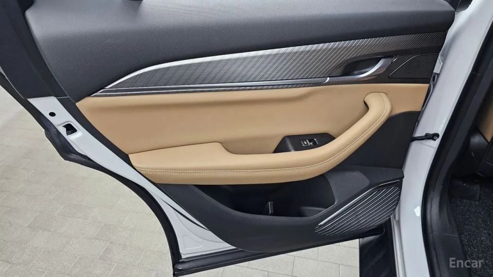Renault-KoreaSamsung Grand Koleos