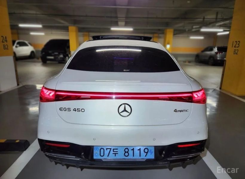 Mercedes-Benz EQS