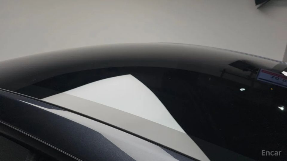 Tesla model-y