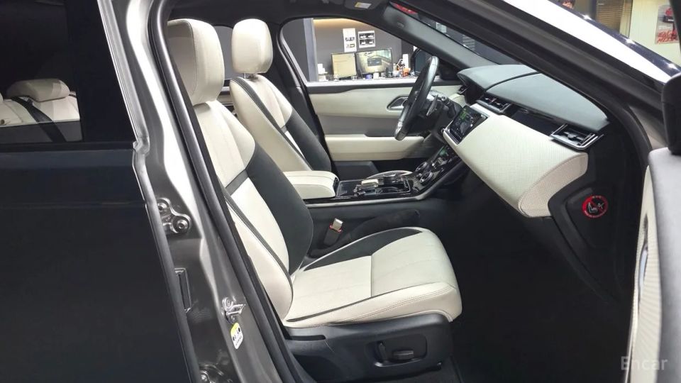 Land Rover Range Rover Velar