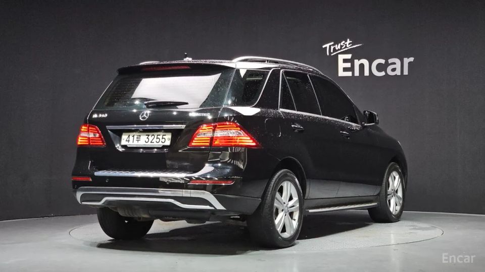 Mercedes-Benz M-class